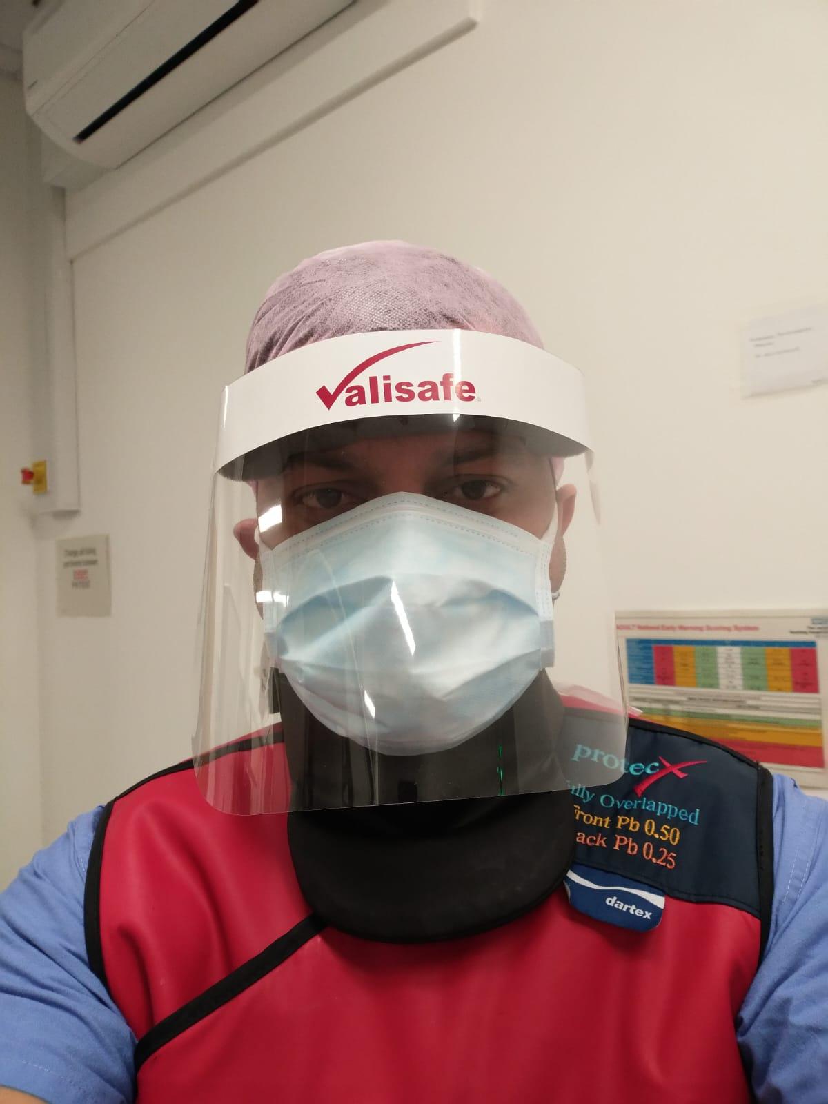 Dr. Vinod Hegade performing ERCP procedure – gastroenterologist in Dubai