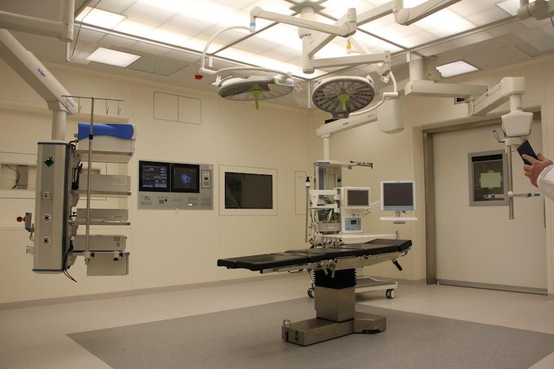 Advanced ERCP and biliary endoscopy – Dr. Vinod Hegade, ERCP specialist in Dubai
